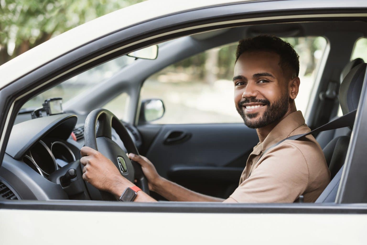 8 dicas para superar o medo de dirigir e se sentir seguro - Autocompara