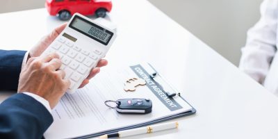 Calculando seguro de um carro